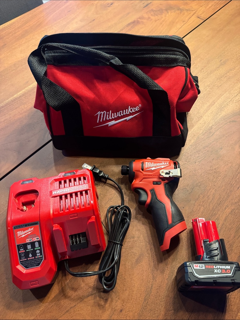 Milwaukee M12 Brushless Impact Driver 3450-20 XC 3.0 Battery Rapid Charger Kit
